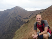 Ian at the San Fernando crater of Volc&aacute;n Masaya