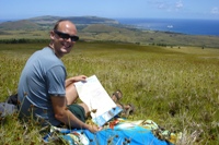 Ian studes the map after lunch as we try to work out how to get down to the 7 moai, Easter Island